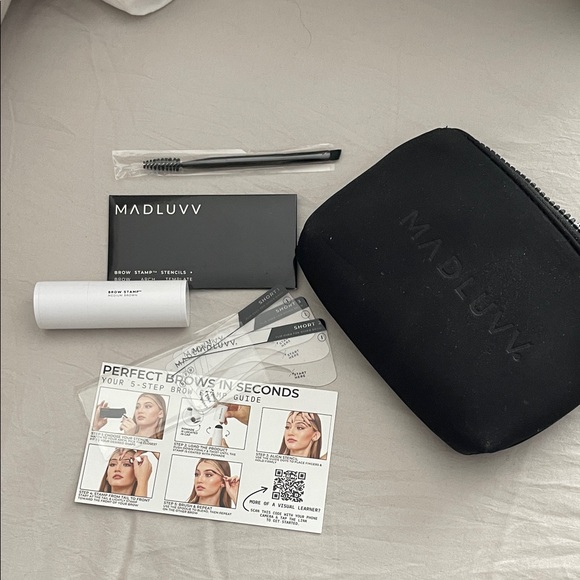 MADLUVV Other - Brow Stamp Kit - Black